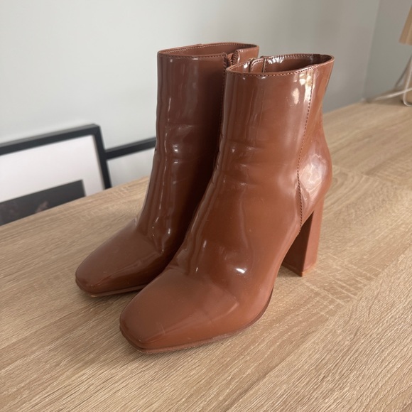 Jennifer Lopez Shoes - Jennifer Lopez Ankle Boots